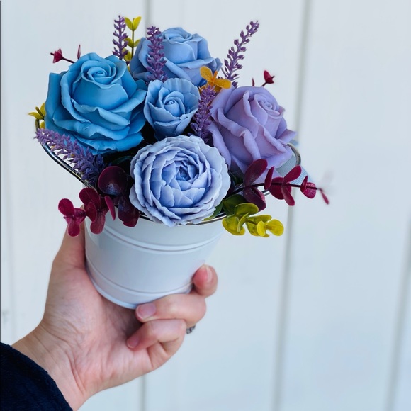 Soap Flowers - Picture 1 of 11